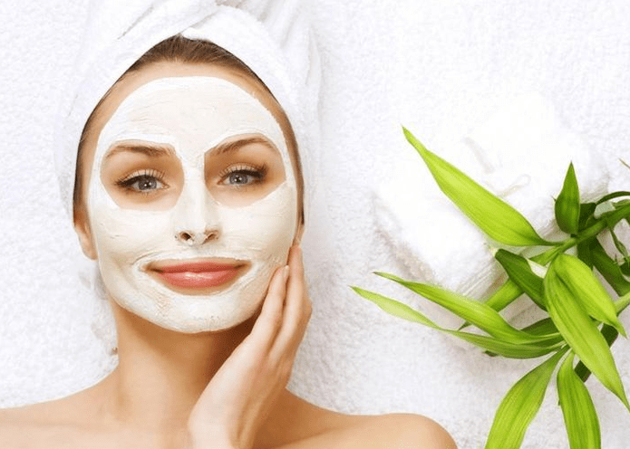 Máscara de rejuvenescimento facial